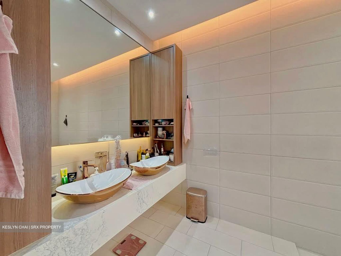 Eastwood Park (D16), Terrace #581142451